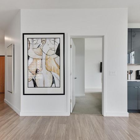 Aurelien Spacious Apartments In The Heart Of Gold Coast シカゴ エクステリア 写真