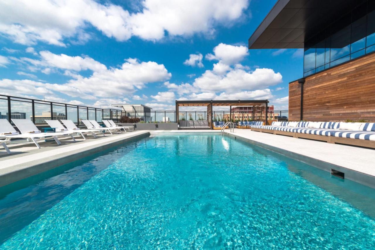 Aurelien Spacious Apartments In The Heart Of Gold Coast シカゴ エクステリア 写真