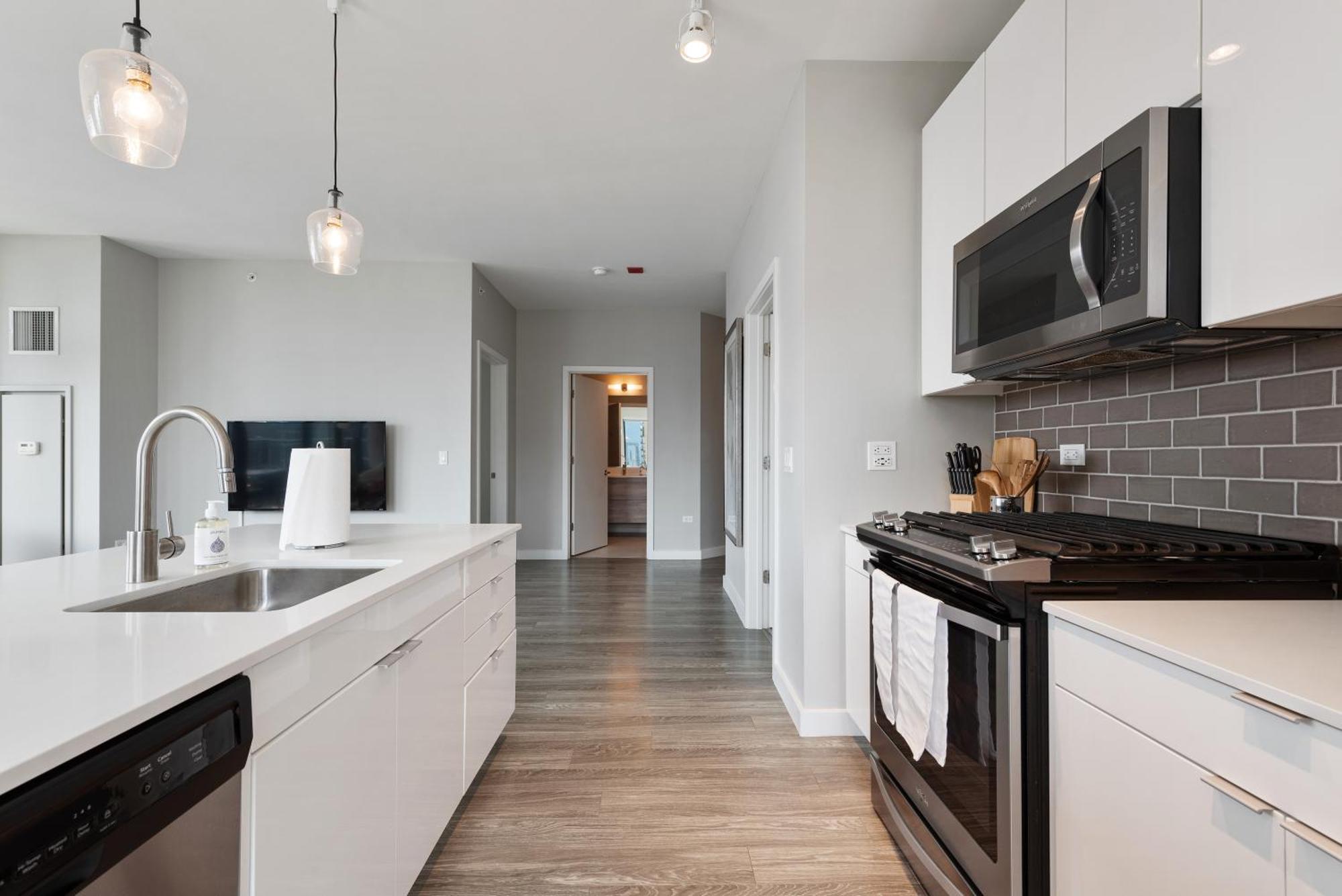 Aurelien Spacious Apartments In The Heart Of Gold Coast シカゴ エクステリア 写真